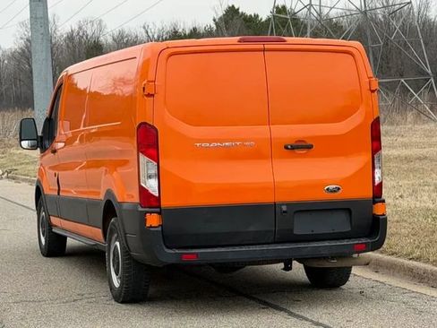 Used 2021 Ford Transit 150 Low Roof RWD image 17