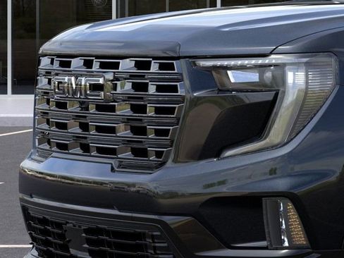 New 2026 GMC Acadia Denali Ultimate w/ LPO, Floor Liner Package image 13