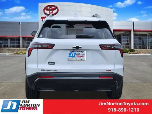 Used 2026 Chevrolet Equinox RS AWD/4WD image 6