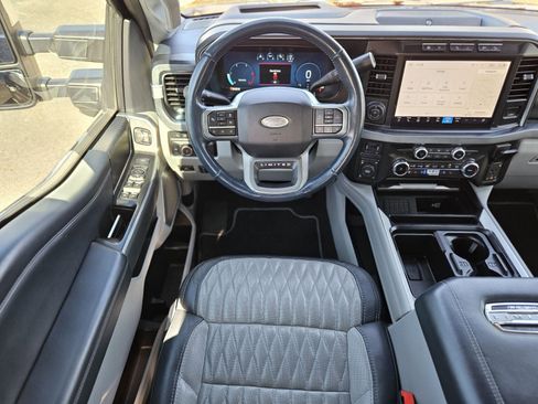 Certified 2024 Ford F250 Limited w/ FX4 Off-Road Package image 15