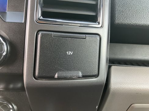 Used 2020 Ford F150 XLT w/ Trailer Tow Package image 29