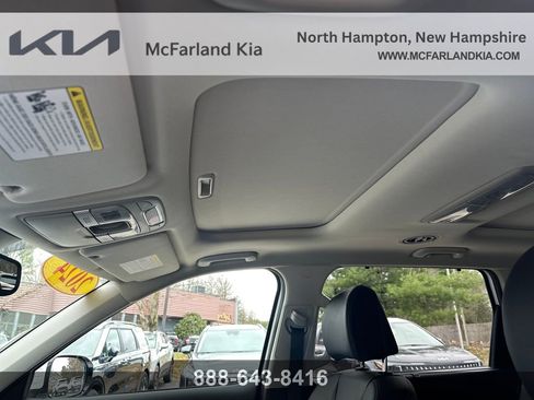 Used 2024 Kia Telluride SX w/ Towing Package AWD/4WD image 22