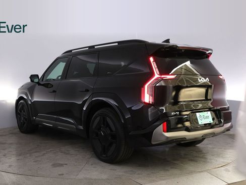 Used 2024 Kia EV9 GT-Line image 17