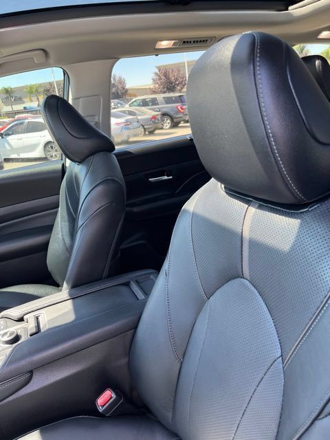 Used 2026 Toyota Grand Highlander AWD image 5