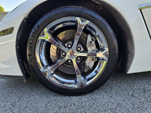 Used 2011 Chevrolet Corvette Grand Sport w/ Preferred Equipment Group RWD image 15