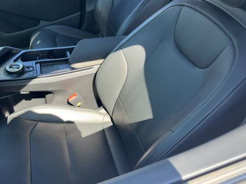 Used 2025 Kia EV6 Wind RWD image 11