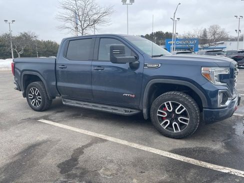 Used 2020 GMC Sierra 1500 AT4 w/ AT4 Premium Package image 2