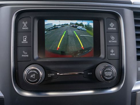 Used 2019 RAM 1500 Classic Warlock AWD/4WD image 18