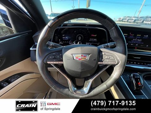 Used 2023 Cadillac Escalade Premium Luxury AWD/4WD image 13