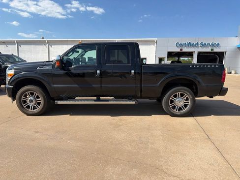 Used 2016 Ford F250 Platinum AWD/4WD image 2