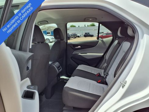 Used 2024 Chevrolet Equinox LS w/ LS Convenience Package FWD image 12