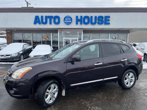 Used 2012 Nissan Rogue SV image 1