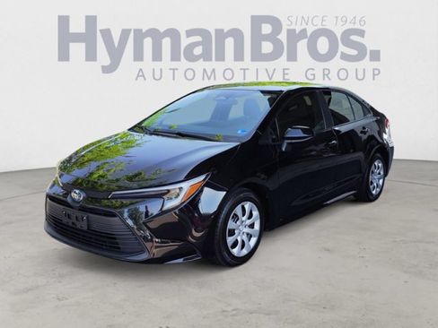 Used 2023 Toyota Corolla LE FWD image 7