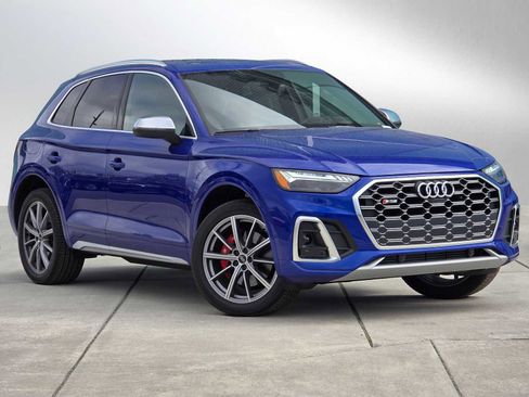 New 2025 Audi SQ5 Prestige image 7