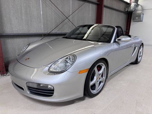 Used 2006 Porsche Boxster S RWD image 3