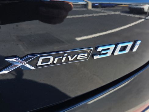 Used 2022 BMW X4 xDrive30i w/ Parking Assistance Package image 20