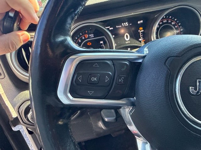 Used 2020 Jeep Gladiator Overland AWD/4WD image 18
