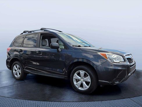 Used 2016 Subaru Forester 2.5i w/ Alloy Wheel Package AWD/4WD image 1