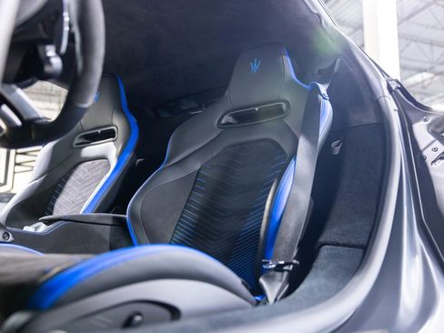 Used 2022 Maserati MC20 Coupe image 37