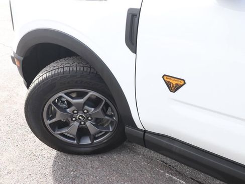 Certified 2024 Ford Bronco Sport Badlands w/ Premium Package AWD/4WD image 3