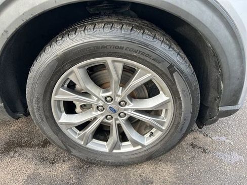 Used 2020 Ford Explorer Limited image 58