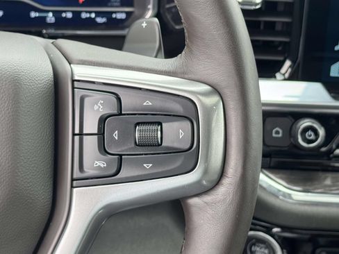 Used 2023 Chevrolet Silverado 1500 LTZ w/ LTZ Convenience Package II AWD/4WD image 8