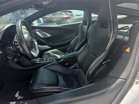 Used 2023 McLaren GT image 6