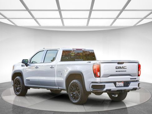 Used 2020 GMC Sierra 1500 Elevation w/ Elevation Value Package image 2