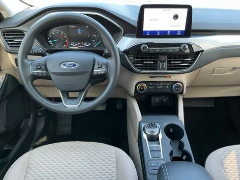 Used 2021 Ford Escape SE FWD image 14