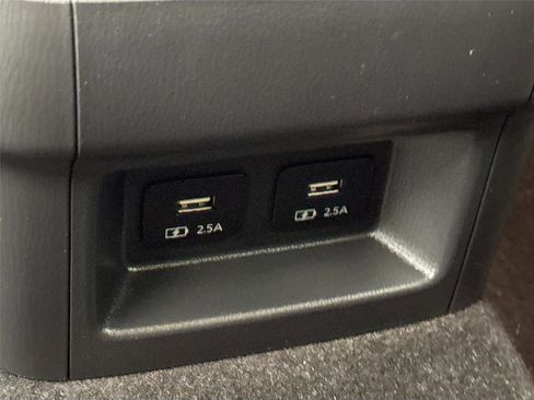 Certified 2023 MAZDA CX-9 Touring Plus image 40