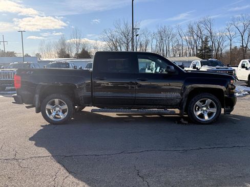 Used 2018 Chevrolet Silverado 1500 LT w/ All Star Edition image 4