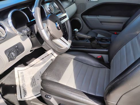Used 2008 Ford Mustang GT Premium image 7