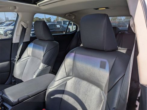 Used 2019 Lexus ES 300h w/ Premium Package image 15