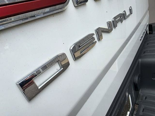 Used 2021 GMC Canyon Denali AWD/4WD image 9
