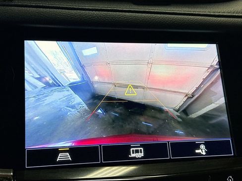 Used 2023 Cadillac XT6 Sport AWD/4WD image 15
