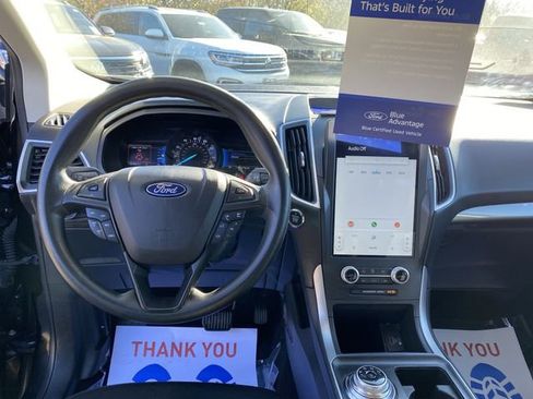 Certified 2022 Ford Edge SE w/ Black Appearance Package image 5