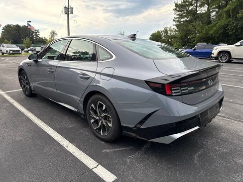 Used 2025 Hyundai Sonata SEL FWD image 3