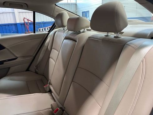 Used 2016 Honda Accord EX-L image 19