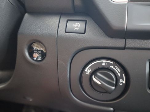 New 2026 Nissan Frontier SV w/ SV Convenience Package image 32