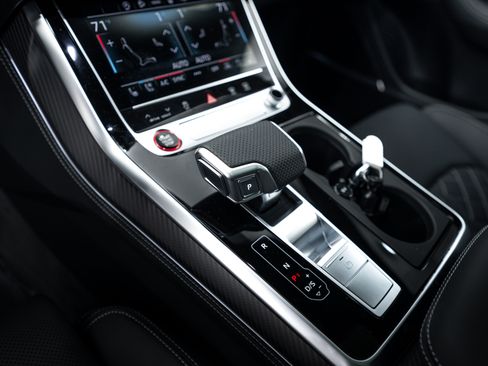 New 2026 Audi SQ8 Premium Plus AWD/4WD image 10