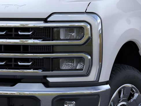 New 2026 Ford F250 Lariat image 18