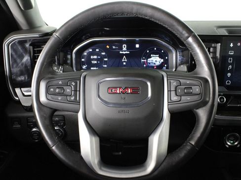Used 2022 GMC Sierra 1500 Elevation AWD/4WD image 9