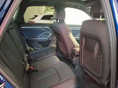 Certified 2025 Audi Q3 2.0T Premium Plus w/ Premium Plus Package image 22