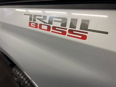 Used 2020 Chevrolet Silverado 1500 Custom Trail Boss w/ Custom Convenience Package image 30