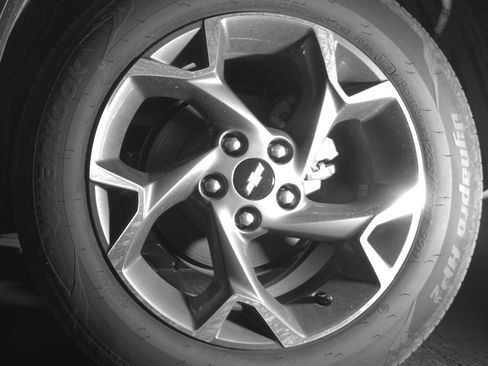 Used 2025 Chevrolet Trax LT FWD image 14
