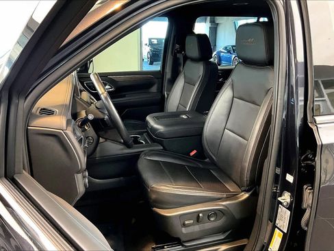 Used 2022 Chevrolet Tahoe High Country image 8