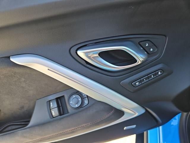 Used 2022 Chevrolet Camaro ZL1 RWD image 21