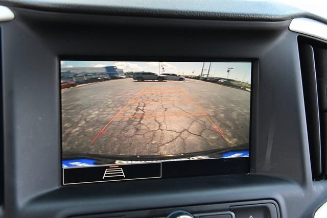 Used 2024 GMC Terrain SLE AWD/4WD image 11