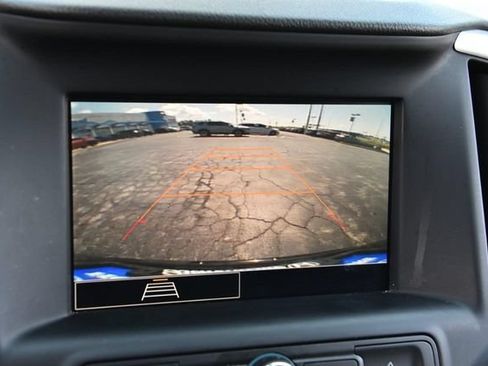 Used 2024 GMC Terrain SLE AWD/4WD image 11