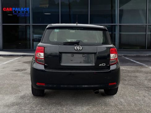 Used 2014 Scion xD image 4